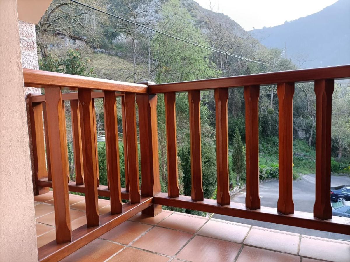 La Salmonera Cangas De Onis Caño Kültér fotó