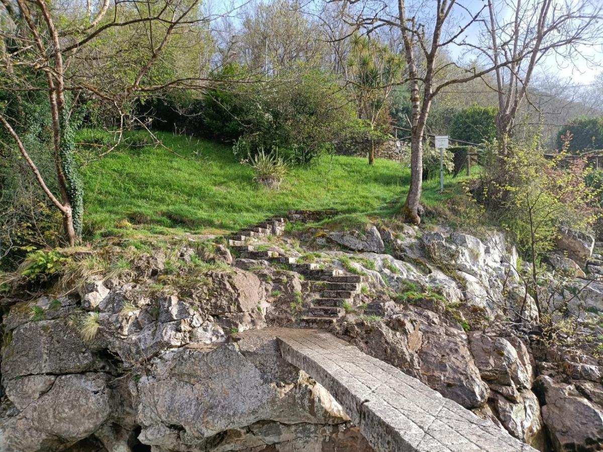 La Salmonera Cangas De Onis Caño Kültér fotó