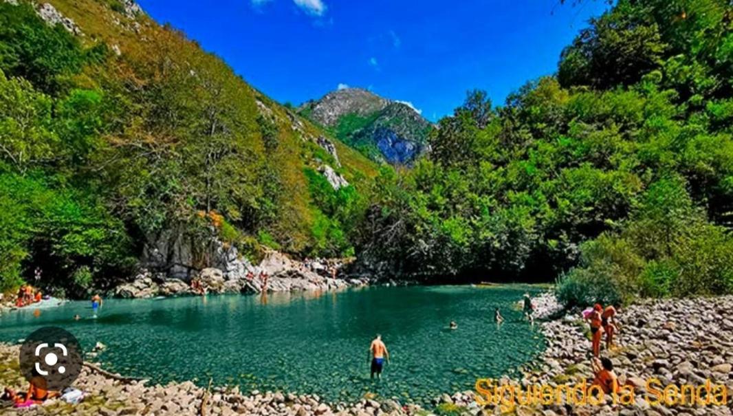 La Salmonera Cangas De Onis Caño Kültér fotó