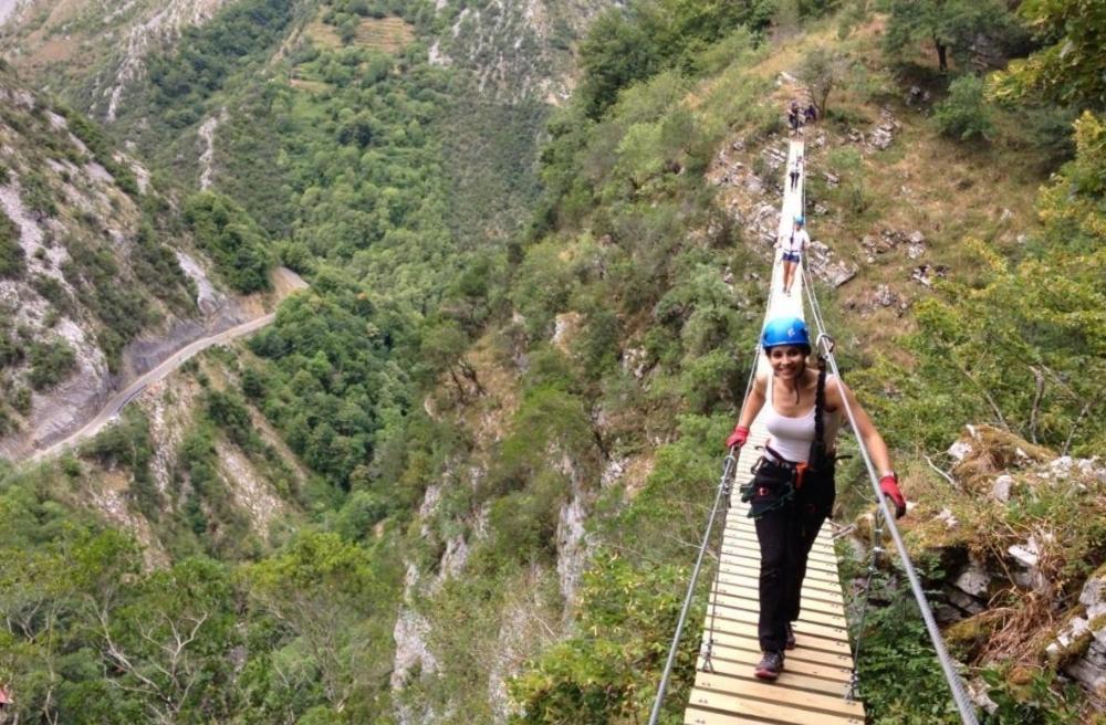 La Salmonera Cangas De Onis Caño Kültér fotó